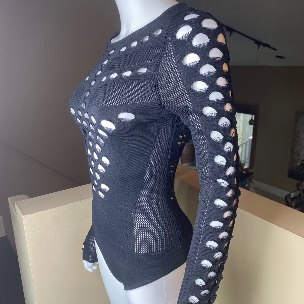 HERA COLLECTION BLACK CUTOUT BODYSUIT - Picture 6 of 11